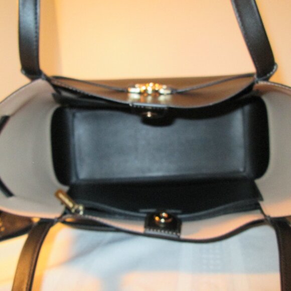 Michael Kors Reed Large Pebbled Leather Tote Bag - Picture 6 of 15